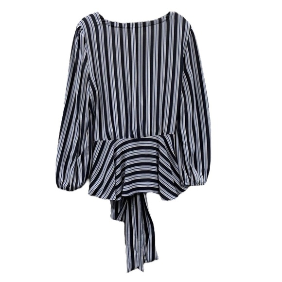LOFT Striped Wrap Blouse in Navy / White Size PETITE Large — Absolutely Gorgeous - Picture 4 of 6
